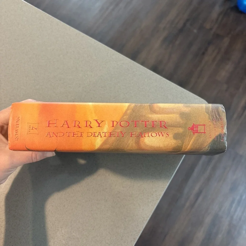 Harry Potter and the Deathly Hallows First Edition‎ American 1st Print 2007